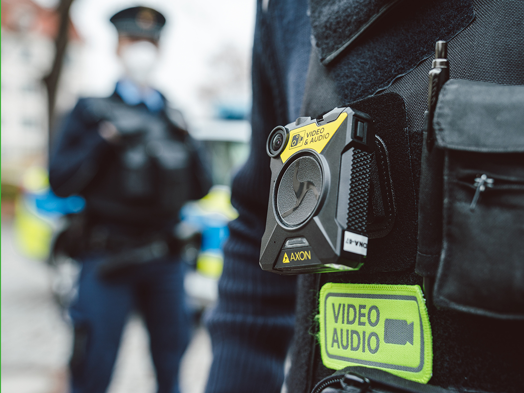 Bodycam an Uniform