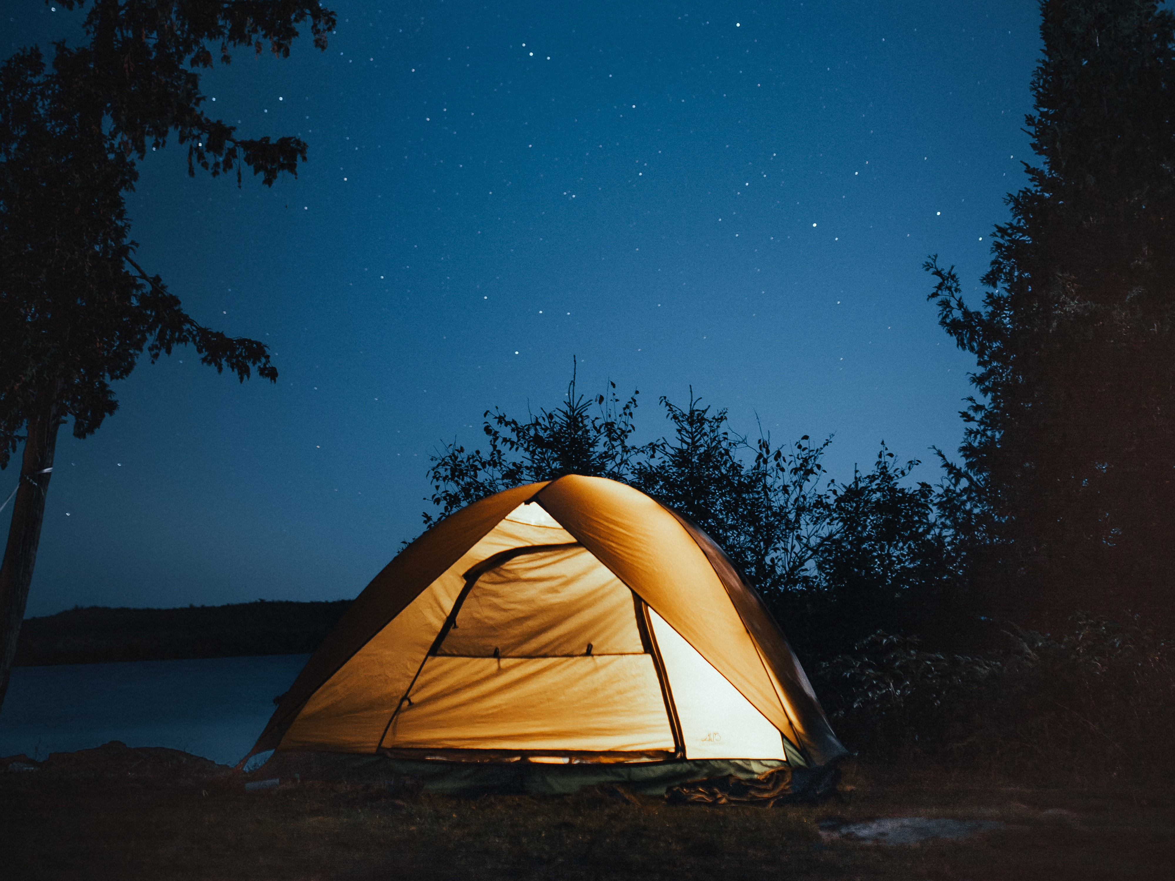 Camping mit Zelt