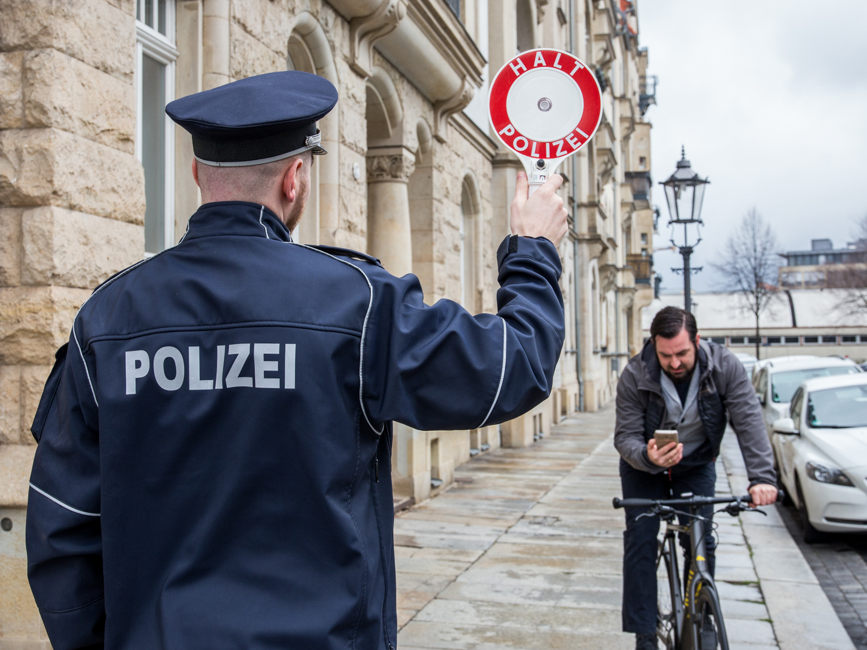 Kontrolle eines Fahrradfahrers