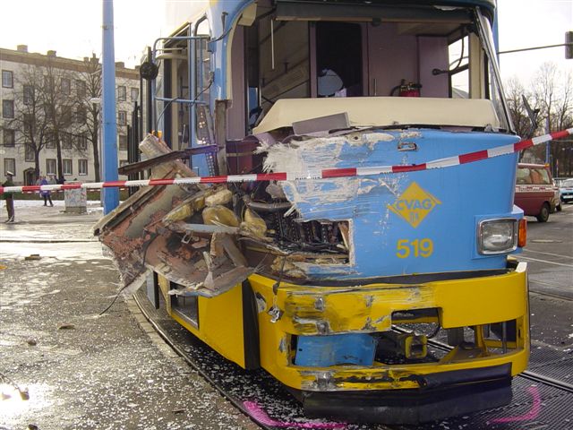 Unfall zwischen Bus und Straßenbahn in Chemnitz / Foto: PD C-E