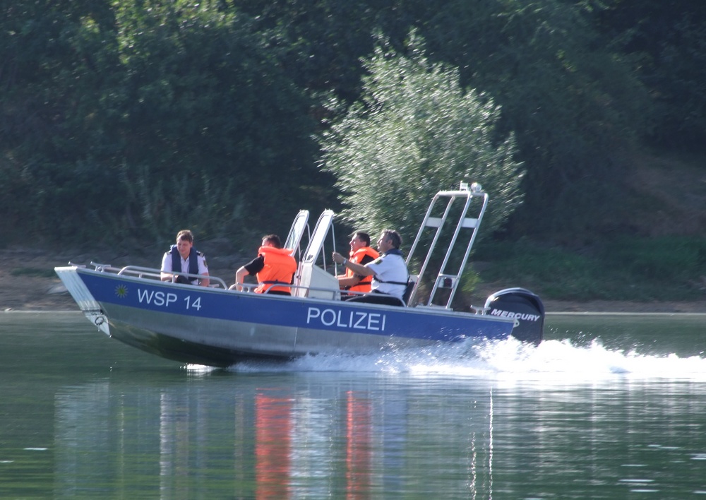 kleines Einsatzboot